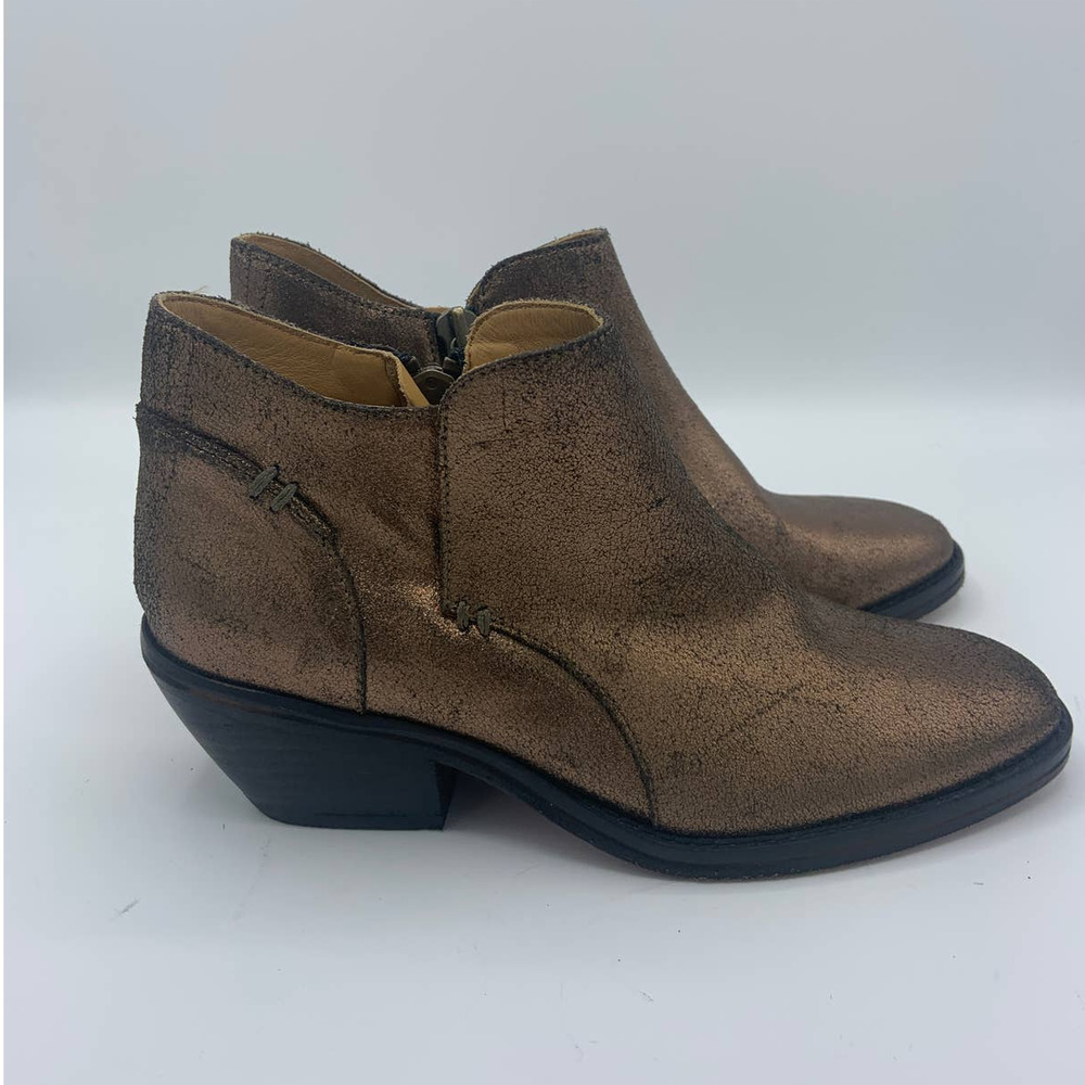 J.Shoes Bronz Metallic Booties